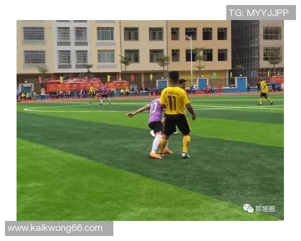 香港足球明星赛在贵州激情开赛球迷热情高涨共庆足球盛事